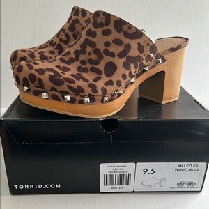 NWB Torrid Brown Tan Leopard Mules with silver studs (size 9.5)